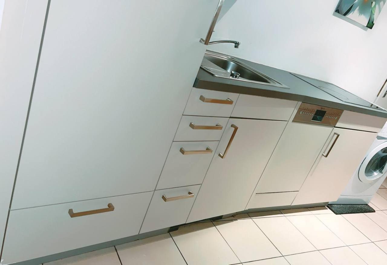 Comfort Apartment 5P Hn Vienna Luaran gambar